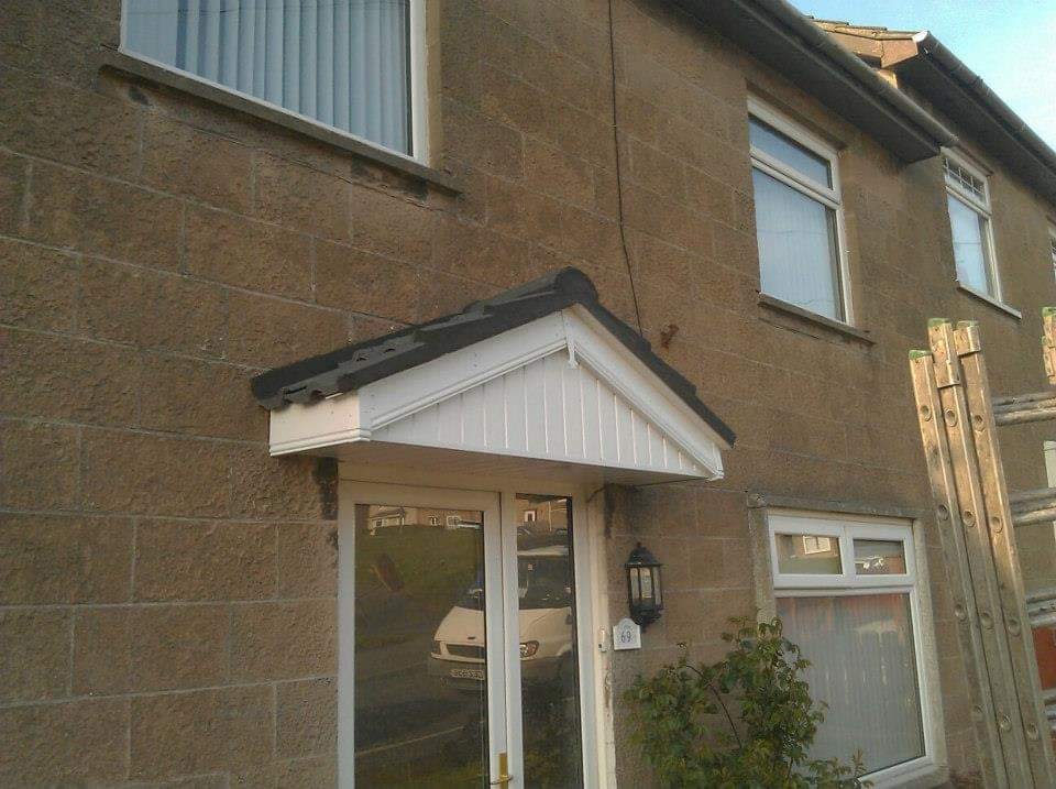 porch building in Belfast